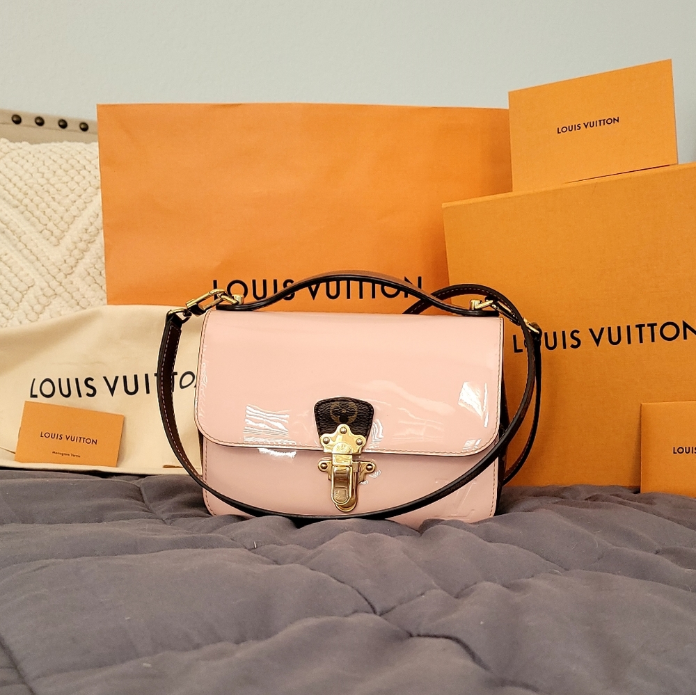 Louis Vuitton Cherrywood BB ballerine